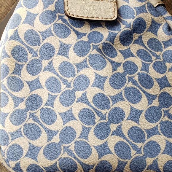 Coach Handbag - Picture 5 of 6